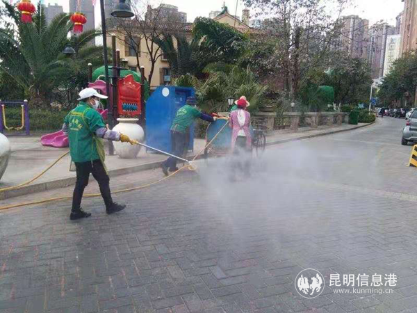 10.前衛(wèi)街道對轄內小區(qū)做到“一日一清潔”。