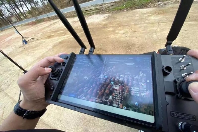 3VS無人機(jī)助力疫情封閉區(qū)域展開空中巡檢