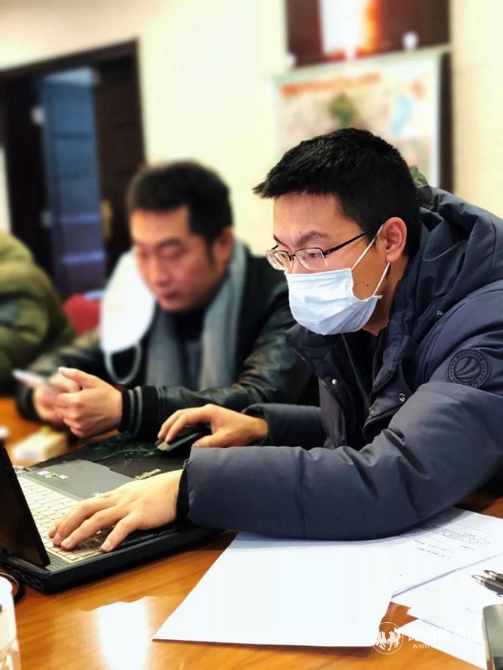 專班一組組員羅丹