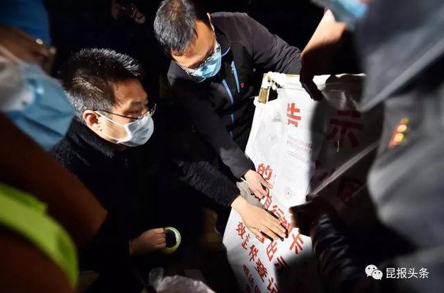 春暉小區(qū)隔離15天