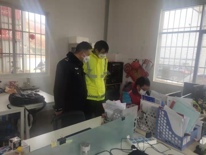 深入企業(yè)核實武漢籍車輛情況 深入企業(yè)核實武漢籍車輛情況