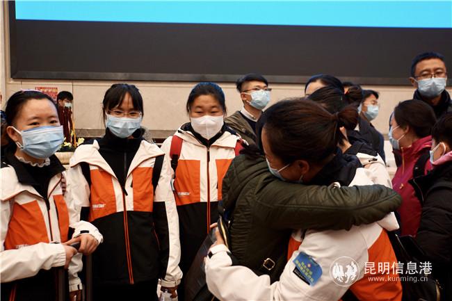 圖五：醫(yī)療隊(duì)員們 記者蘇雯芊攝