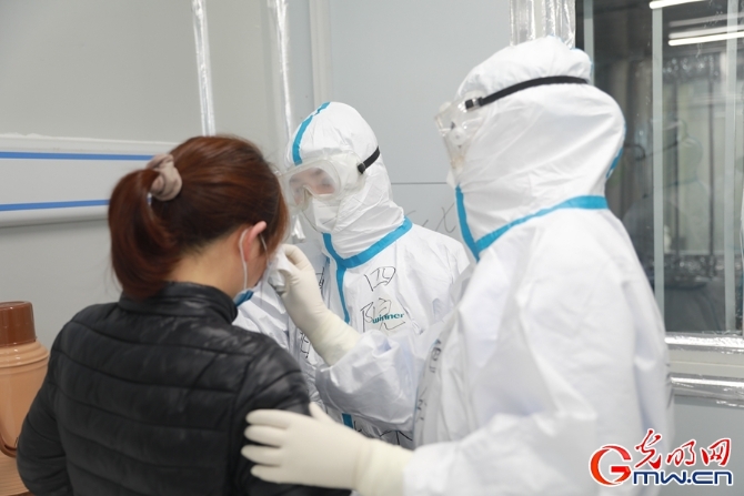 雷神山醫(yī)院ICU病房投入使用 當(dāng)天收治患者近600人