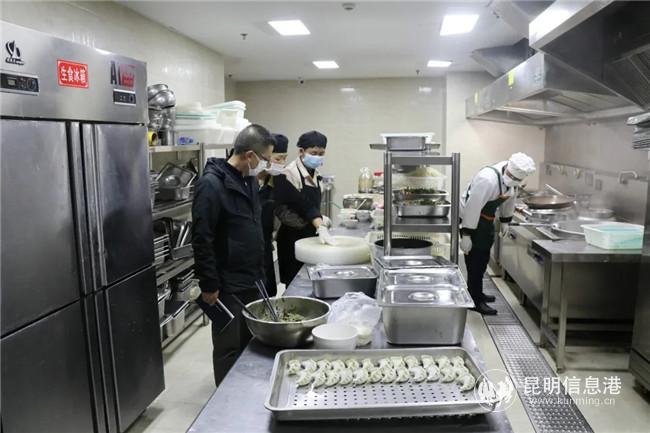 640 (1).webp (1) 640 (1).webp (1)