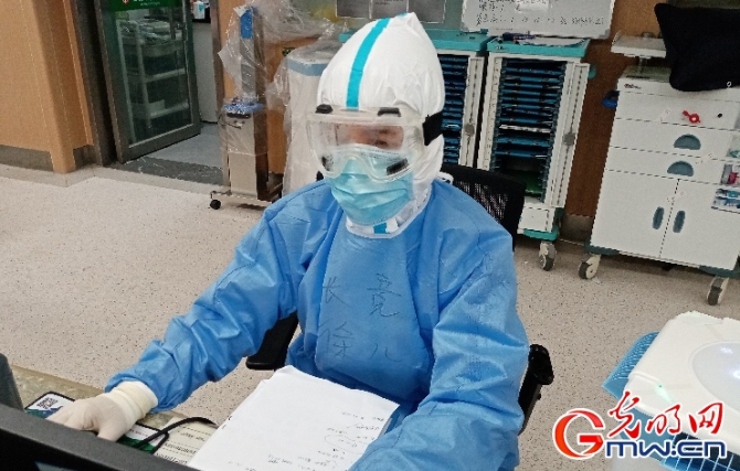 “90后”護士張競文:期待櫻花樹下看落英繽紛