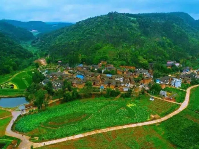 農(nóng)村人居環(huán)境整治村莊清潔行動方案