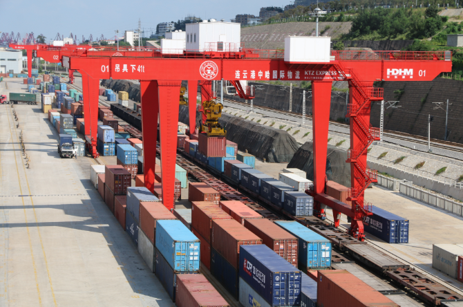 楊開林?jǐn)z。