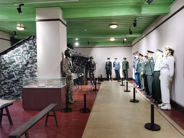 640.webp (1) 640.webp (1)