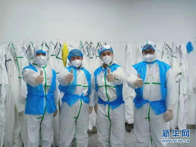 （習近平致敬的戰(zhàn)“疫”英雄·志愿者篇·圖文互動）（2）他們，微光成炬照征程