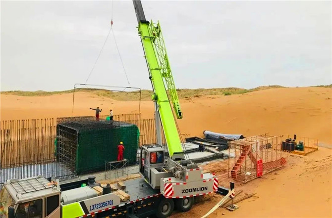 寧夏重點(diǎn)項(xiàng)目——烏(海)瑪(沁)高速公路青銅峽至中衛(wèi)段已復(fù)工復(fù)產(chǎn)。