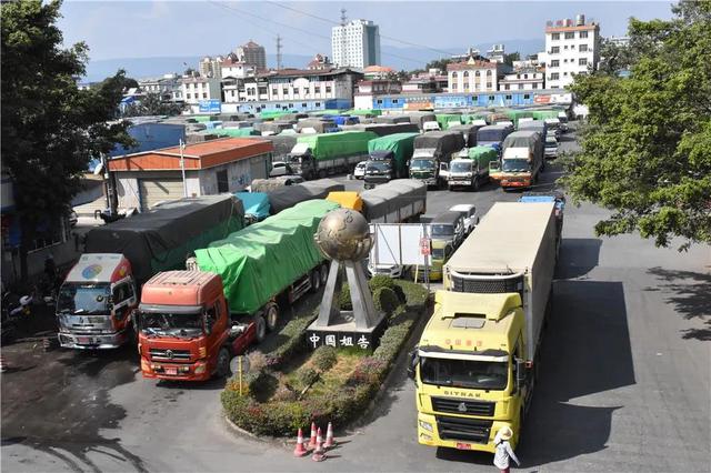 中緬最大陸路口岸瑞麗.jpg