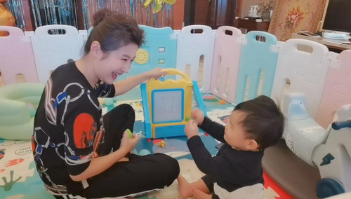 明星家庭接龍《防疫數(shù)字歌》為愛續(xù)力 4