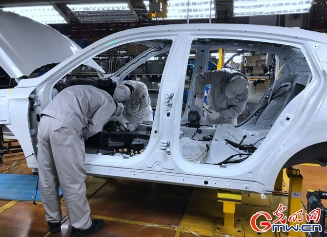 圖片故事丨解封前的武漢有序重啟，我們期待“你”光彩重生！