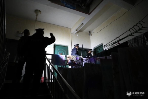 0409_1.jpg 0409_1.jpg