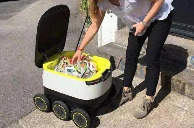 數(shù)據(jù)看中國｜刷視頻、點(diǎn)外賣、買買買…看完中國人平凡的一天，歐洲網(wǎng)友卻說：“羨慕不來”？