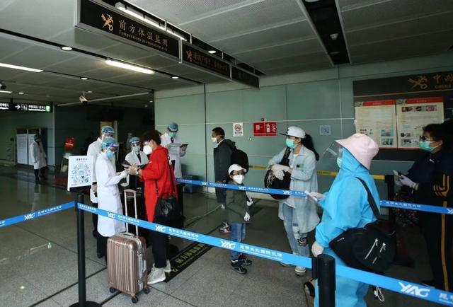 昆明海關(guān)檢出1例境外輸入新冠肺炎確診病例1.jpeg