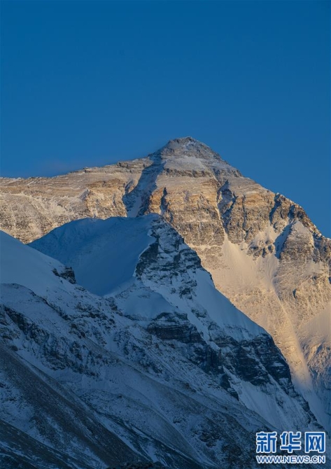 （2020珠峰高程測量）（4）珠峰夕照