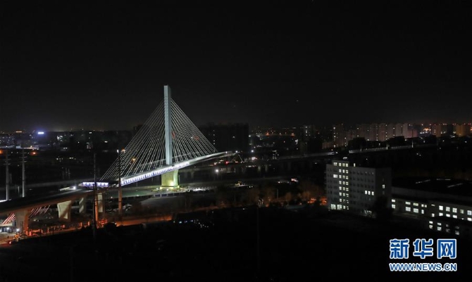 （在習(xí)近平新時(shí)代中國(guó)特色社會(huì)主義思想指引下——新時(shí)代新作為新篇章·習(xí)近平總書記關(guān)切事·圖文互動(dòng)）（5）新機(jī)遇、新引擎——重大工程重大項(xiàng)目建設(shè)新動(dòng)向觀察