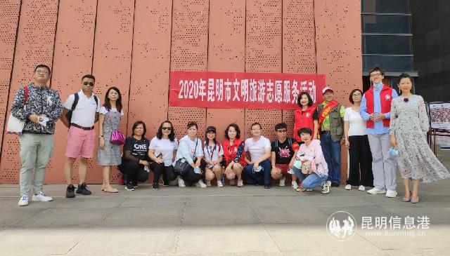 全場(chǎng)合影 記者張子源_攝~1 全場(chǎng)合影 記者張子源_攝~1