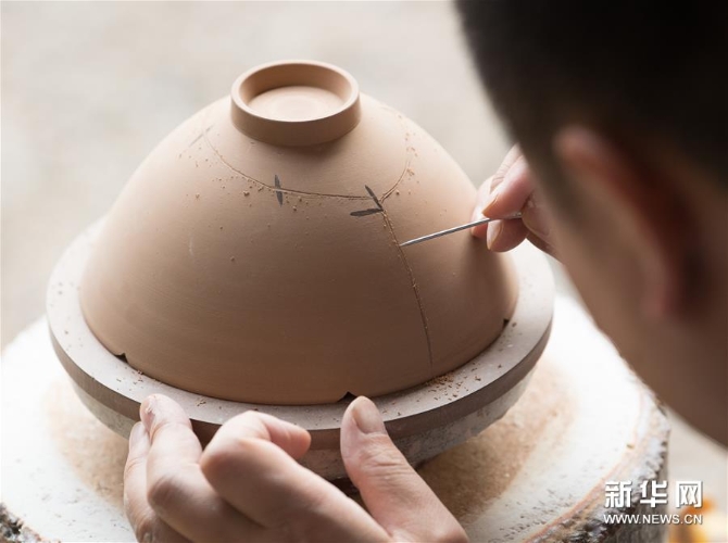 （文化）（5）重現(xiàn)南宋青瓷“馬蝗絆”