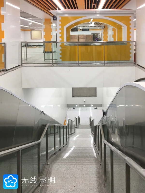 640.webp (1) 640.webp (1)