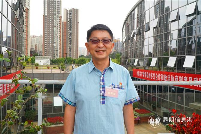 盤龍區(qū)政協(xié)委員楊宏。