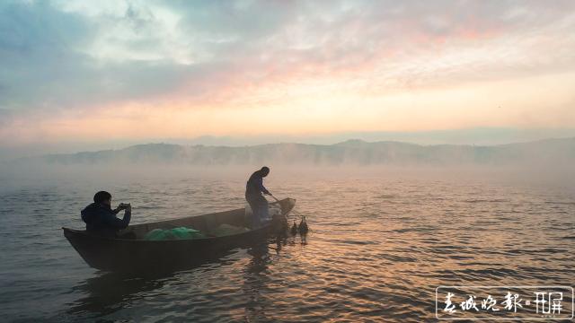 陽(yáng)宗海開湖啦！但只能捕銀魚，時(shí)間持續(xù)到下月15日 (1).jpg