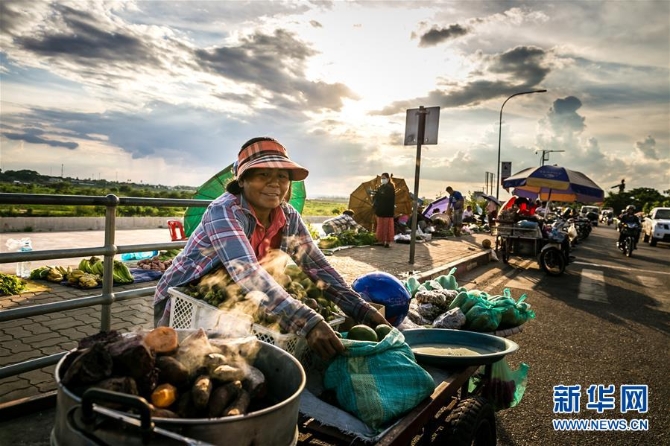 （國際疫情·XHDW）（3）老撾新冠患者清零后社會生活逐步恢復