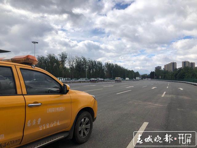 昆玉高速鳴泉至馬金鋪段