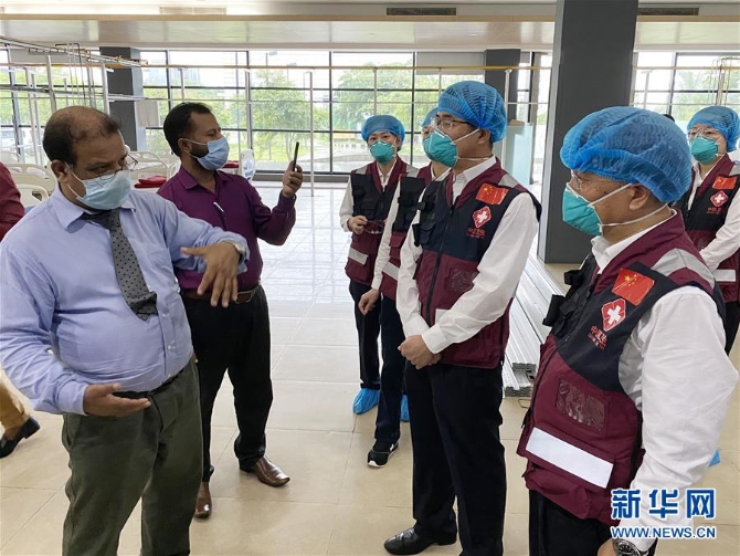 (國(guó)際疫情·圖文互動(dòng))(1)中國(guó)赴孟加拉國(guó)抗疫醫(yī)療專家組繼續(xù)與當(dāng)?shù)貦C(jī)構(gòu)交流抗疫經(jīng)驗(yàn)