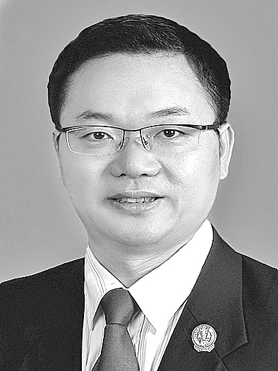 鄒碧華:做一名有良知的法官 鄒碧華:做一名有良知的法官