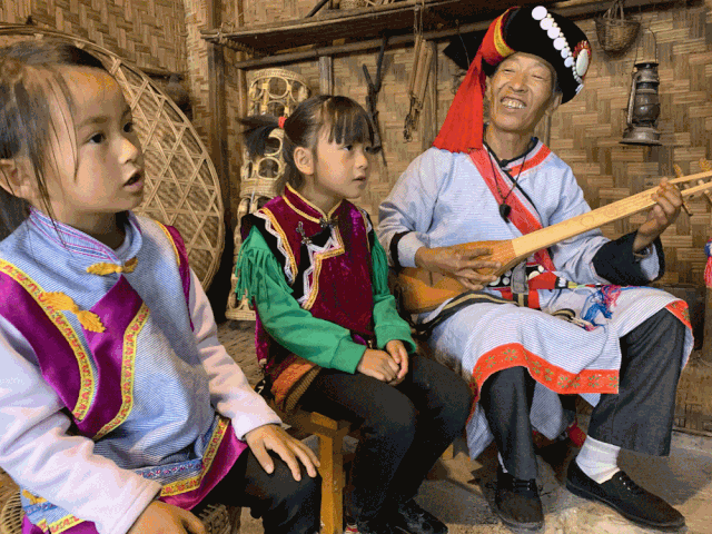 來源：《可愛的中國》怒族