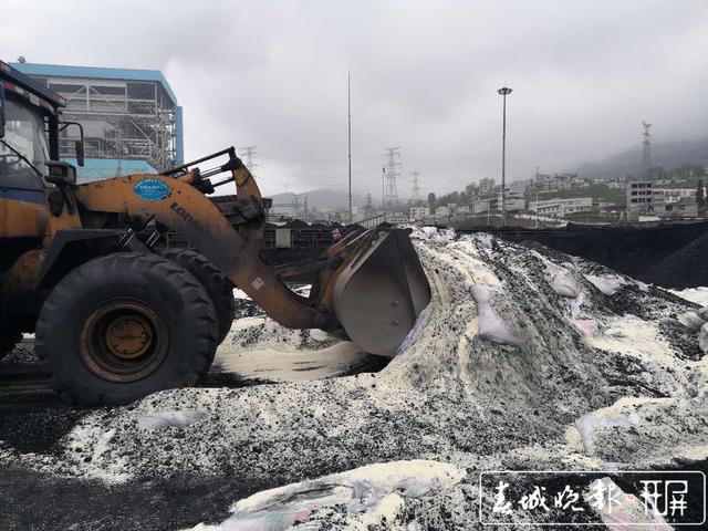 云南鎮(zhèn)雄：嚴(yán)厲打擊食品違法行為，保障群眾‘舌尖上的安全’