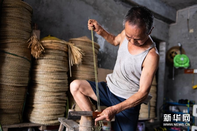 (社會)(2)趕制斗笠迎“雙搶”