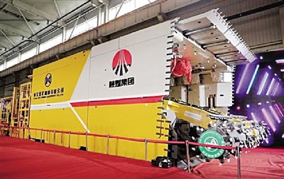 西煤機(jī)公司推出自主研發(fā)首套智能快速掘進(jìn)機(jī)器人系統(tǒng)