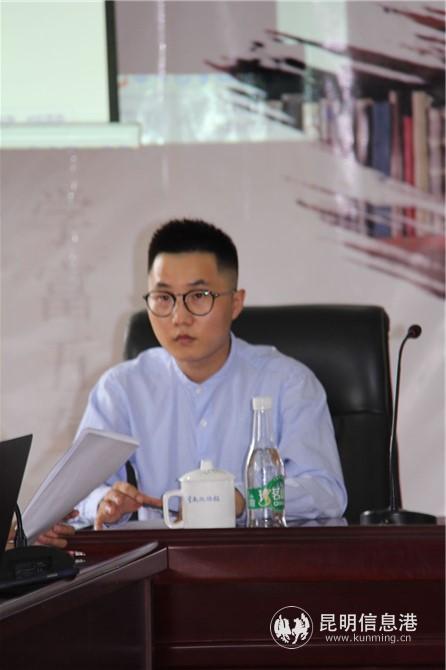 云南廣播電視臺(tái)全媒體新聞中心記者姚立偉。郭春柏?cái)z