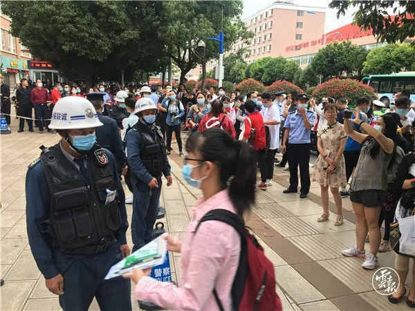 640.webp (12) 640.webp (12)