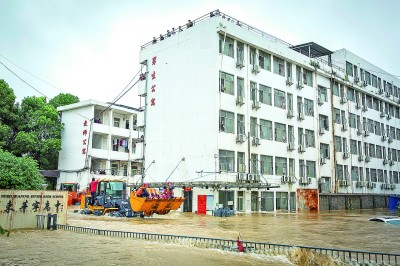 乘風(fēng)破浪的少年，好樣的！