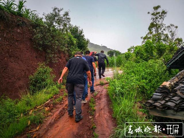 蔣瓊波 曲靖 殺死未婚妻和朋友，他潛逃了24年終被抓