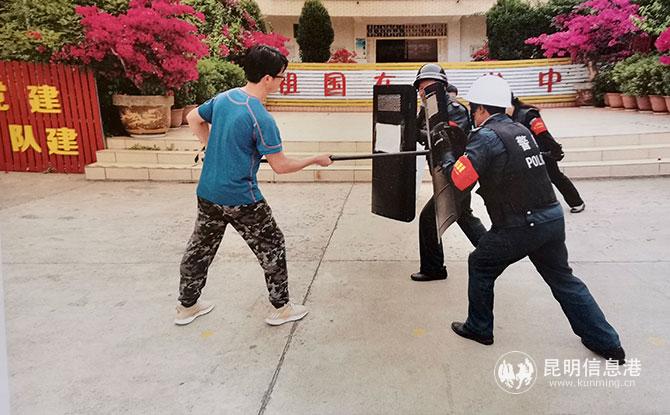 反恐應(yīng)急演練 反恐應(yīng)急演練