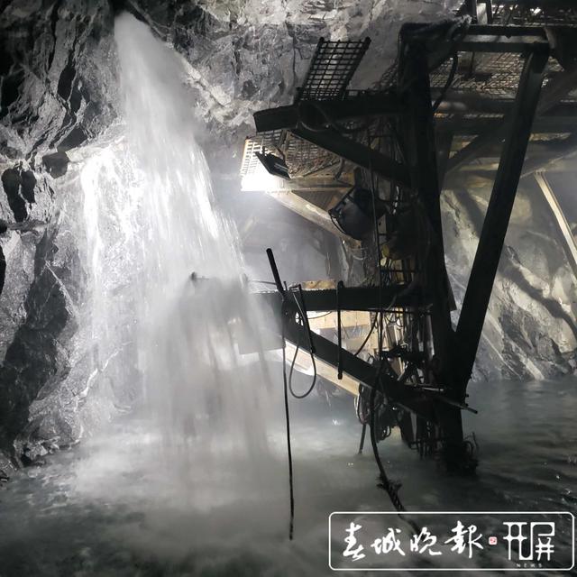 與高溫涌水搏斗1500多個日夜，中老鐵路全長11公里的通達(dá)隧道貫通