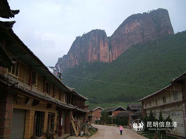 06 石鼓鎮(zhèn)清晨的景象 后藤先生 攝