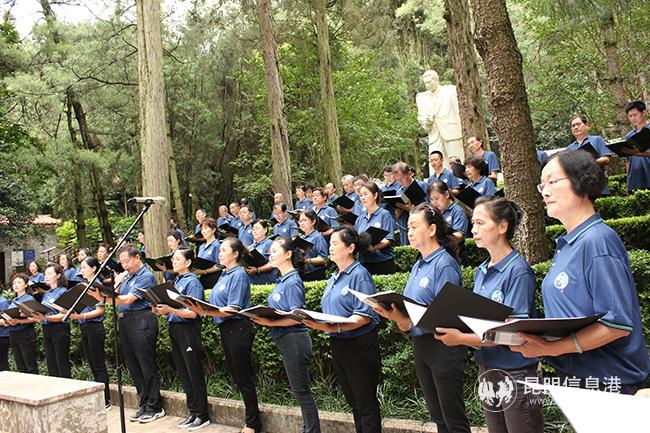 南僑機工合唱團演唱歌曲。記者孫紅亮攝