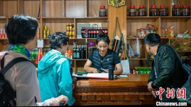 a_470749816591216640 a_470749816591216640