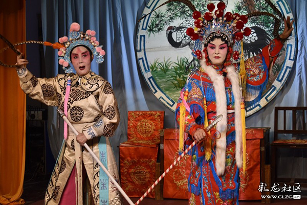 牛街莊滇戲 李曉燕攝 牛街莊滇戲 李曉燕攝