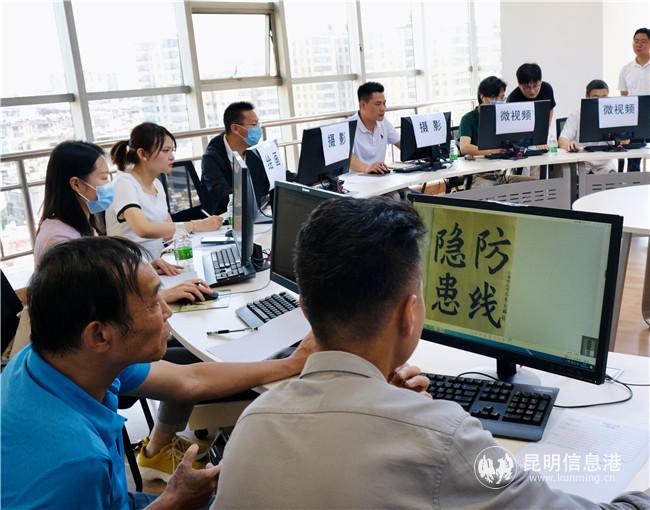 評(píng)委評(píng)選