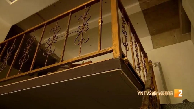 “真的不敢住了！”一樓下挖一米深回填層，樓上質(zhì)疑這是要挖地窖嗎？