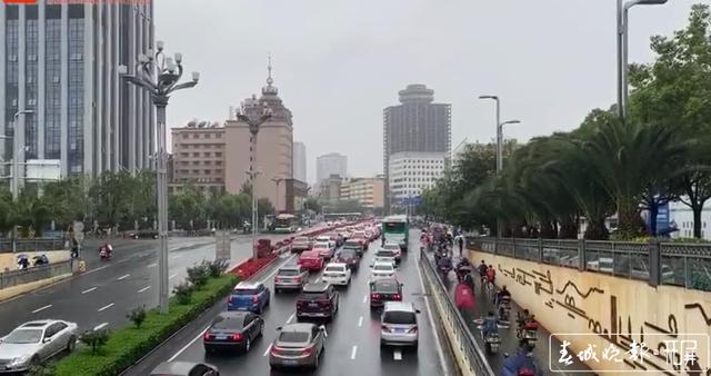 持續(xù)降水后“7.20魔咒”沒淹水 昆明人戲稱：“渡劫”成功