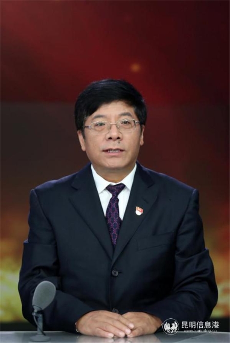 中共官渡區(qū)委書記和麗川 昆明日報 記者李海曦 攝 中共官渡區(qū)委書記和麗川 昆明日報 記者李海曦 攝