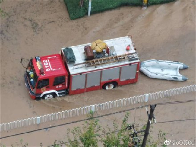 b9f09849gy1ghtljzvl2bj21400u0459